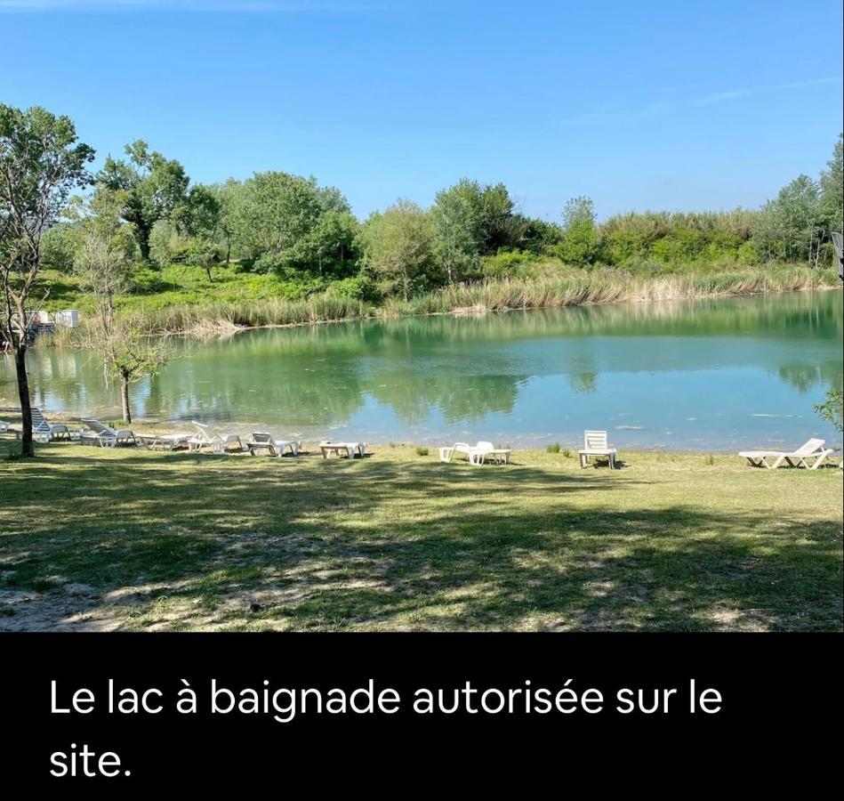 La Paillote De Claire Hotel La Roque d'Antheron Bagian luar foto